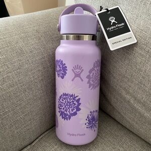 Hydro Flask Limited Edition 32oz NWT